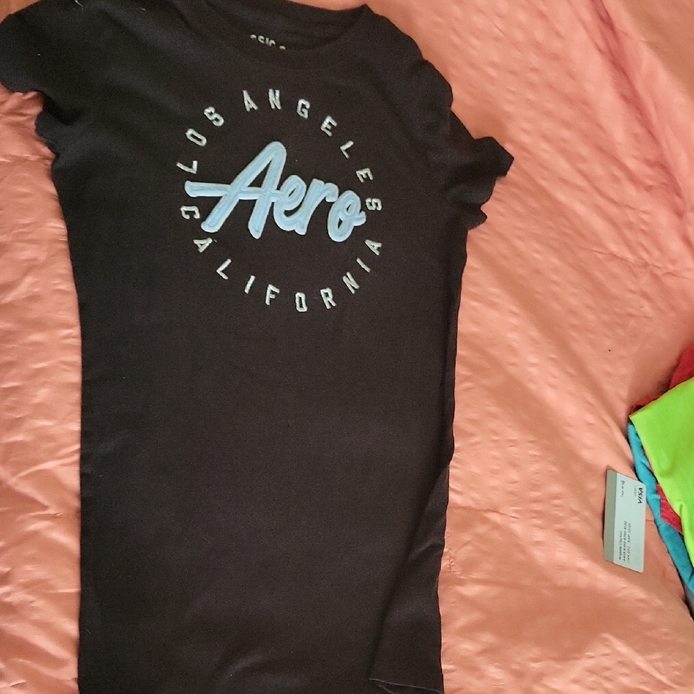 Aeropostale Classic Black Crew Neck